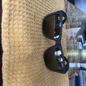 Ray Bans, original box, great condition no scratches.